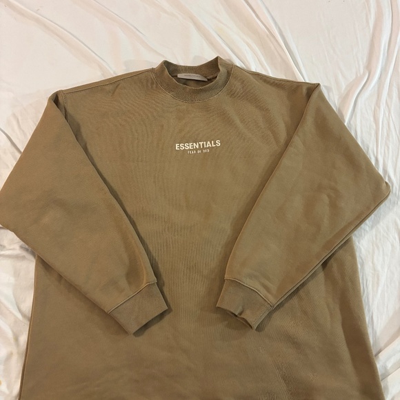 Essentials Other - Essentials Fear of God sweatshirt just like new condition